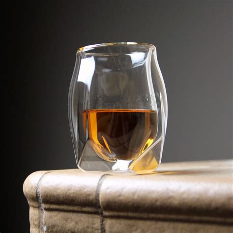 Norlan whiskey glass - Brand. NORLAN. Colour. Transparent. Product Dimensions. 6.3 x 6.3 x 9.53 cm; 124.74 Grams. Special Features. The ORIGINAL Double-Walled Whisky Glass, MODERN, lightweight design featuring hand-blown double-walled borosilicate glass, AWARD-WINNING PATENTED design, REFINED with master distiller Jim McEwan, REDUCES …